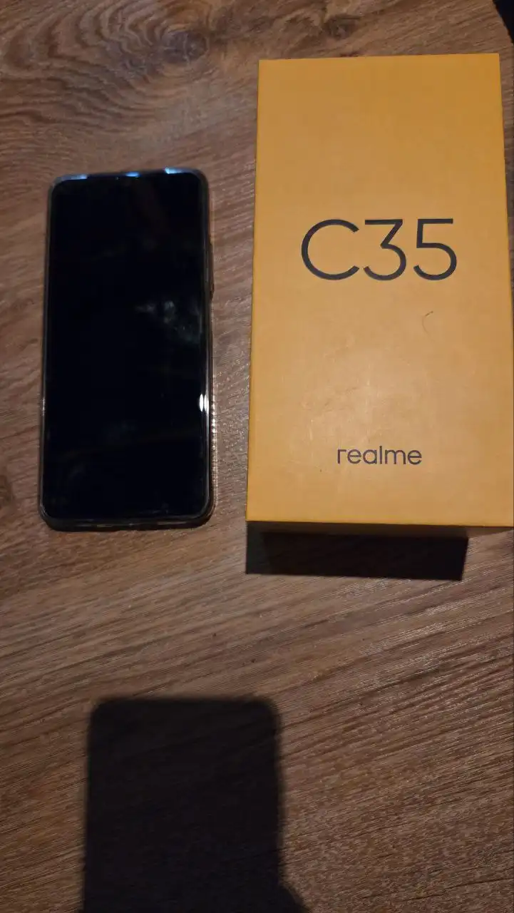 Продам смартфон realme C35 в отличном состоянии