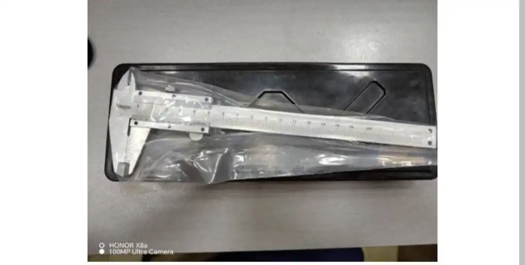 Штангенциркуль новый