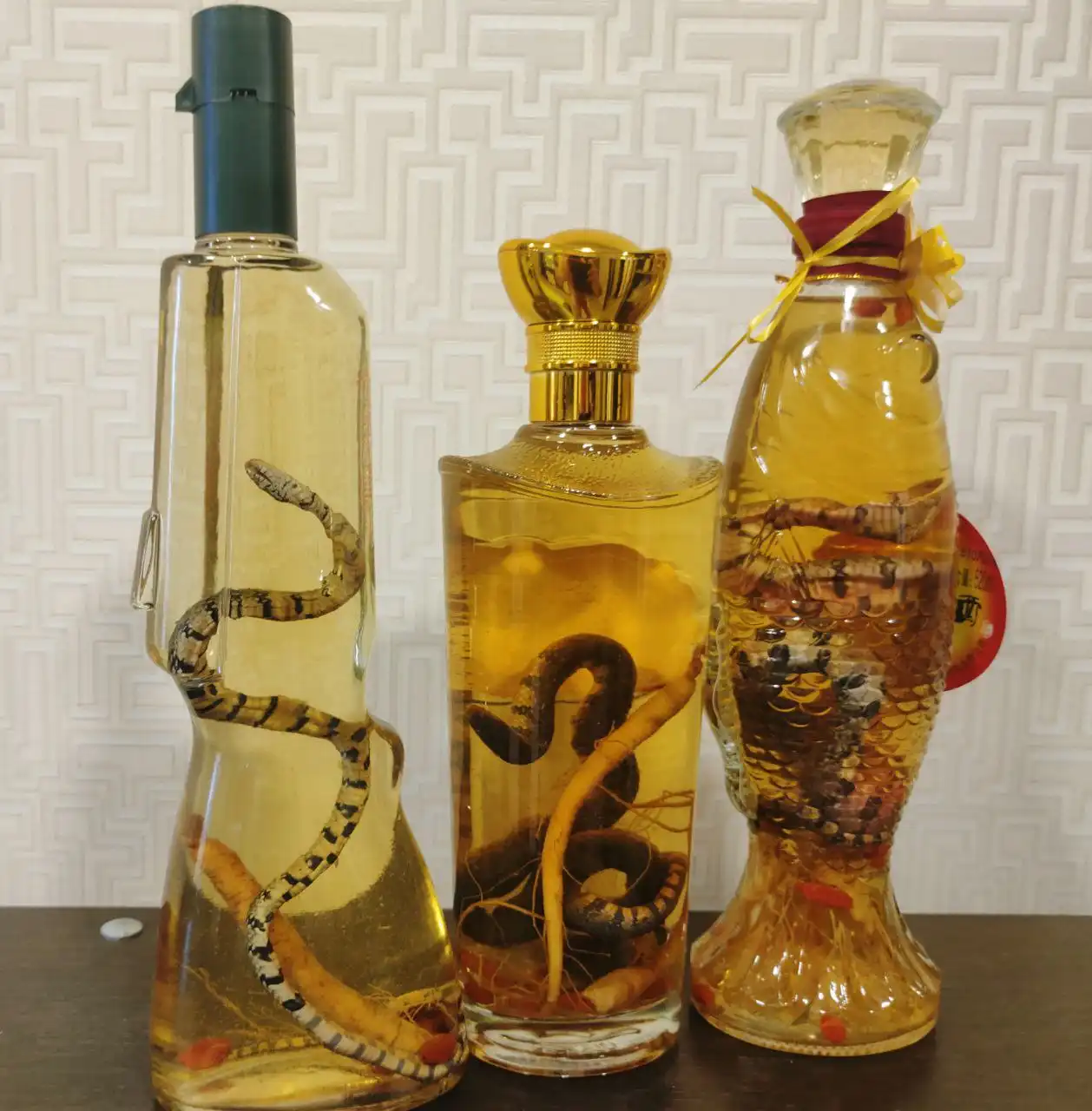 Заформалиненная змея для интерьера