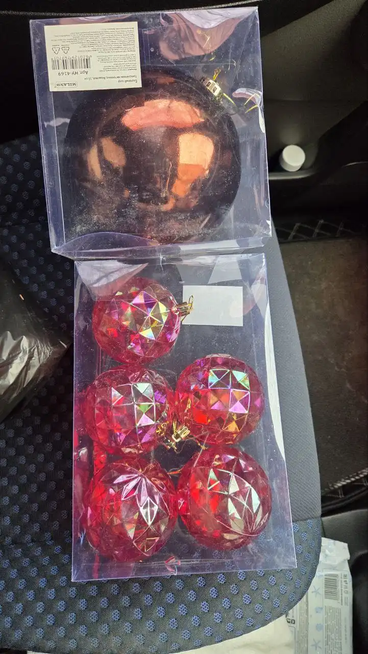 Отдам за шоколадку