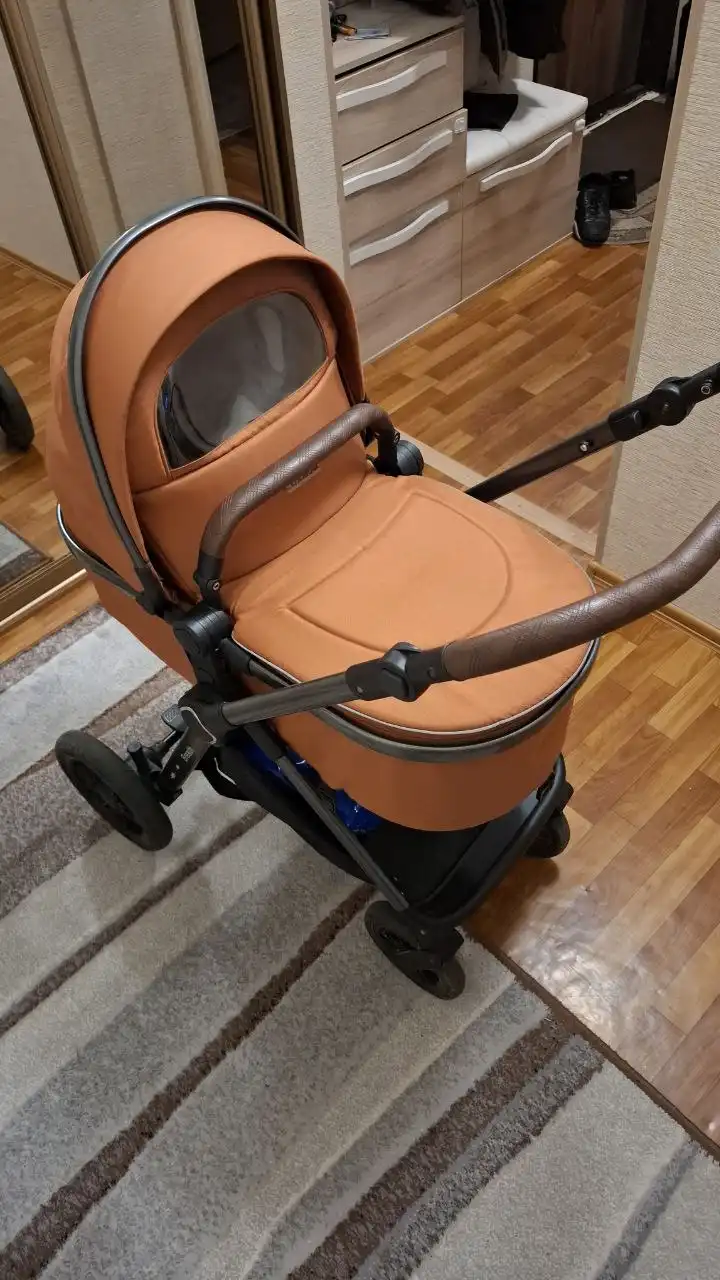 Продажа детской коляски Luxmom 3в1