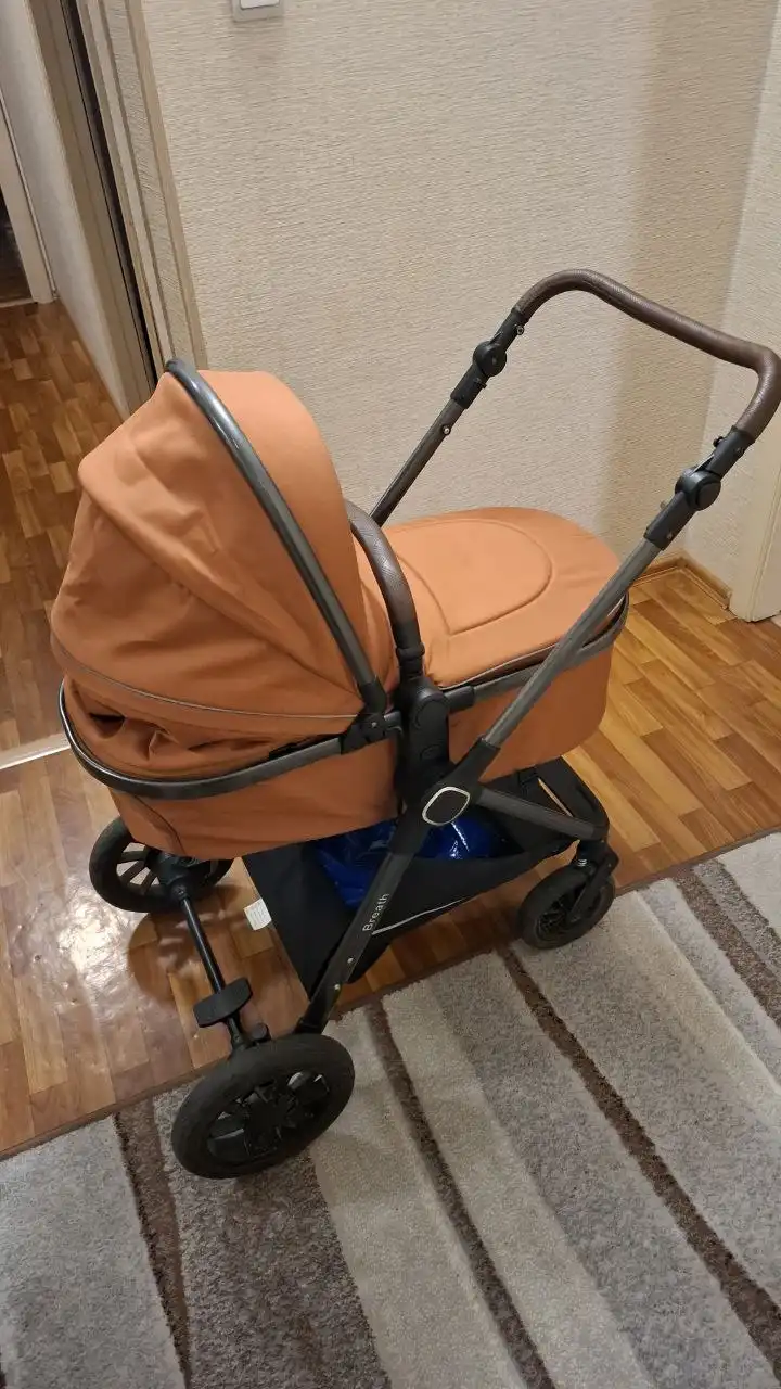 Продажа детской коляски Luxmom 3в1
