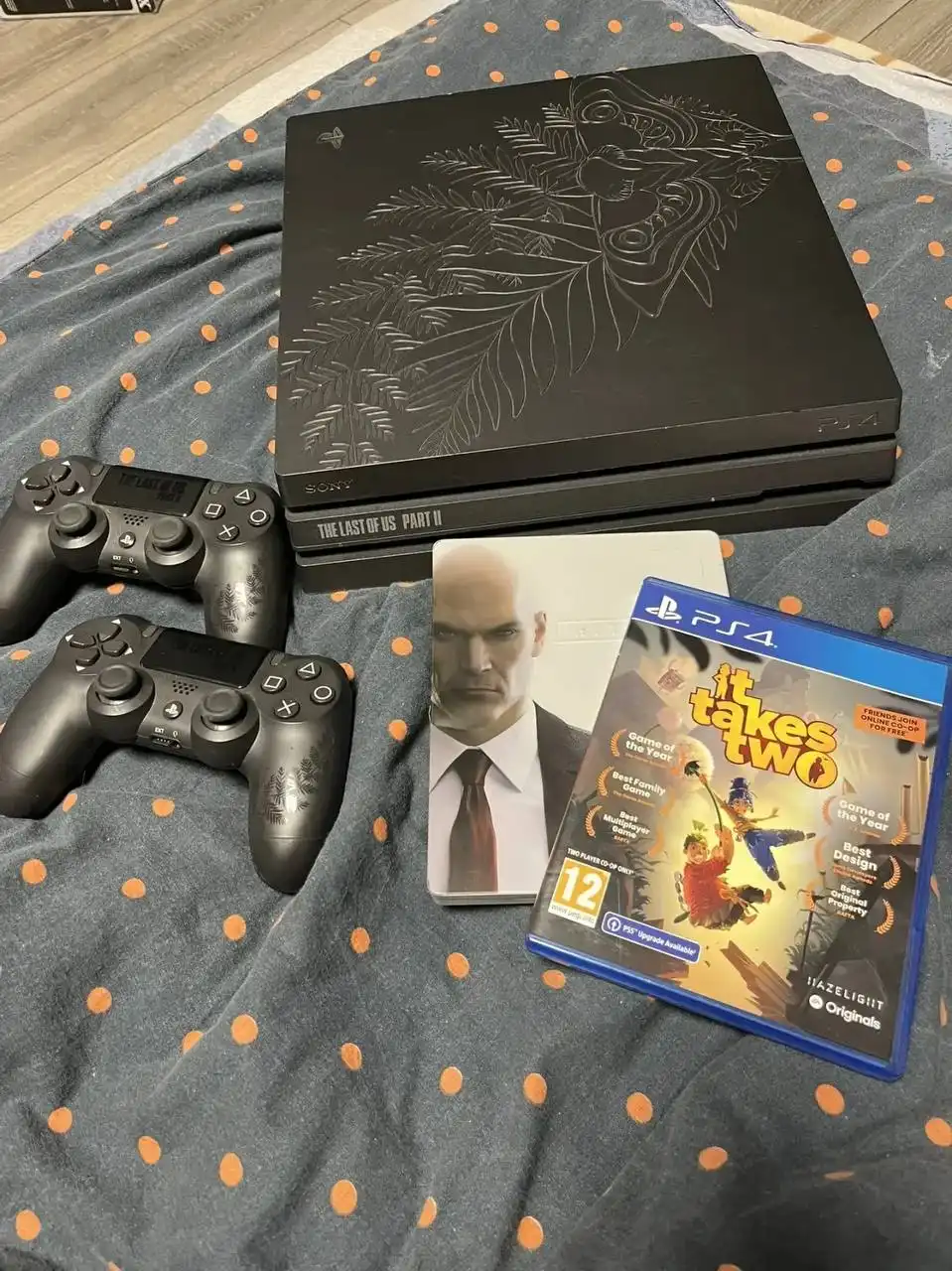 Продам Sony PlayStation 4 Pro The Last of Us Part II Limited Edition