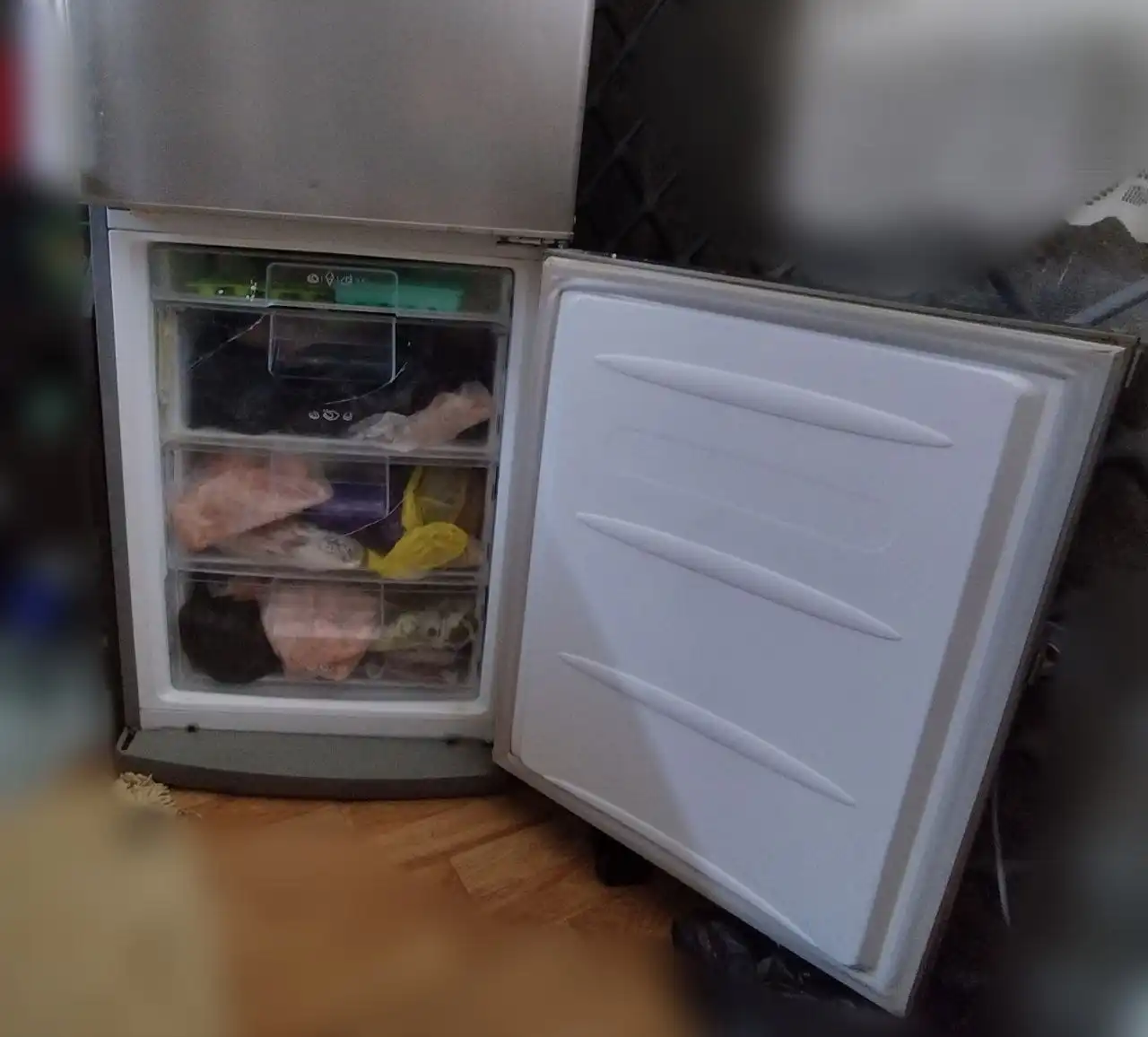 Продается холодильник LG б/у в связи с переездом