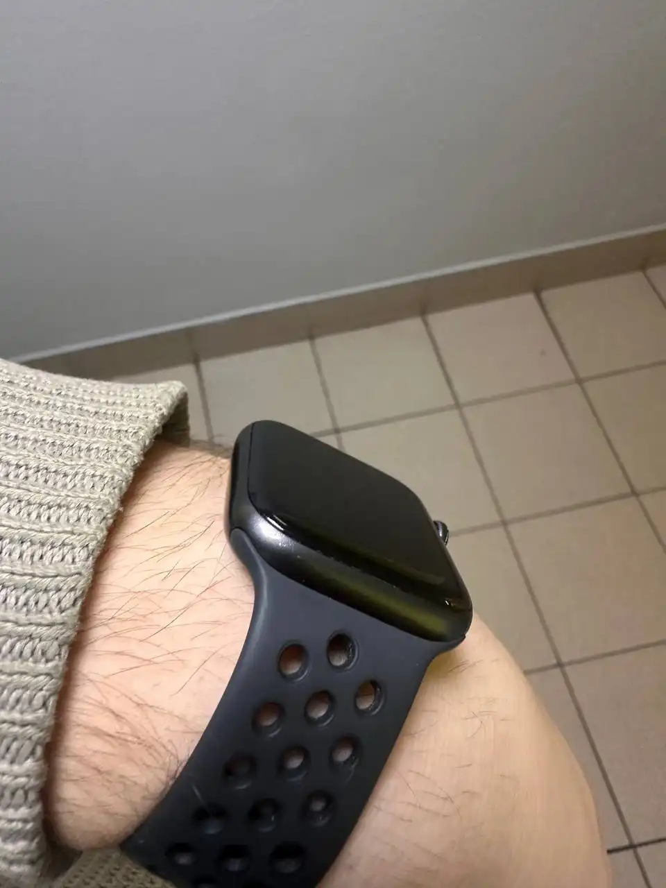 Продам Apple Watch SE Nike 44mm