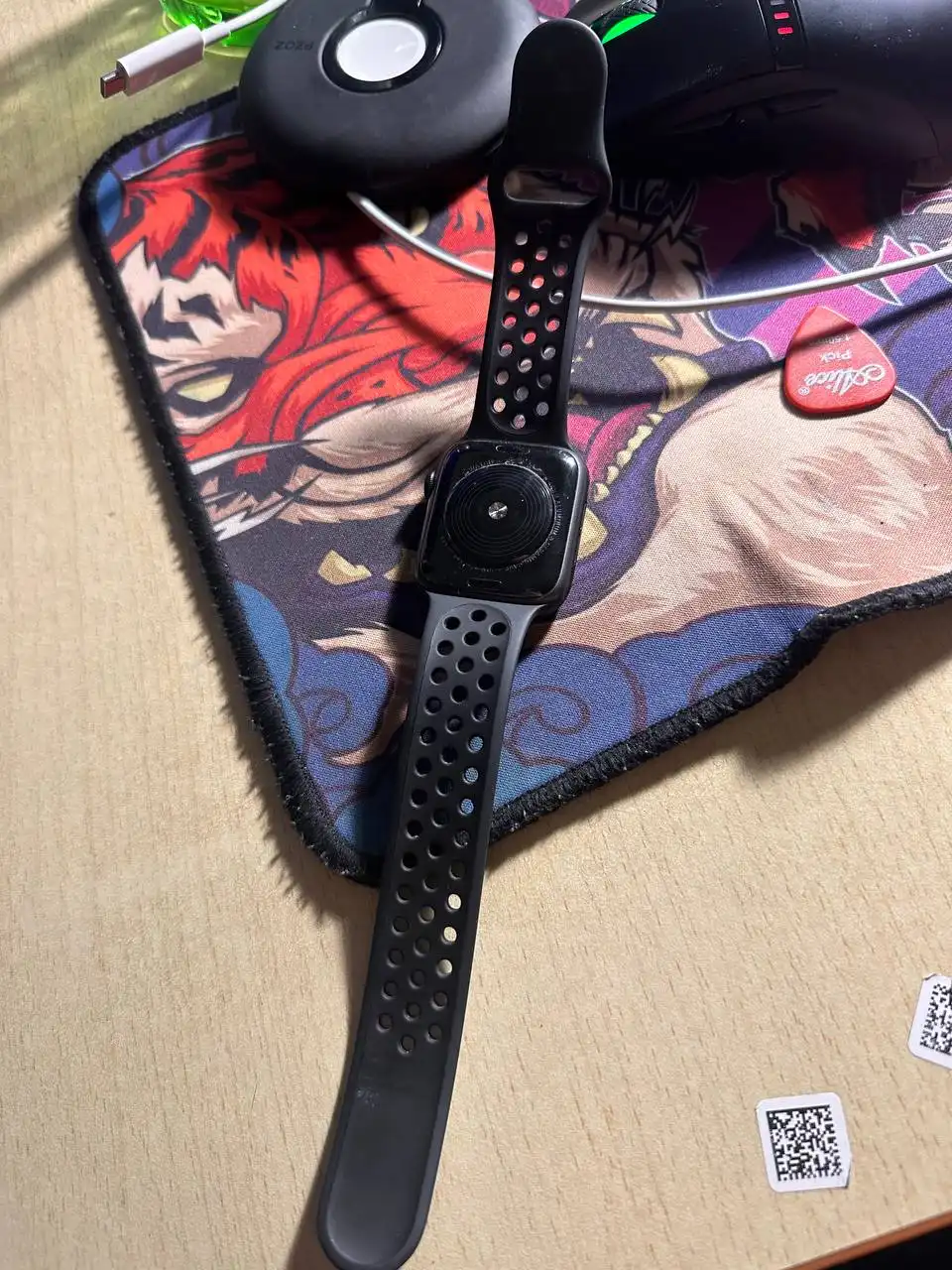 Продам Apple Watch SE Nike 44mm