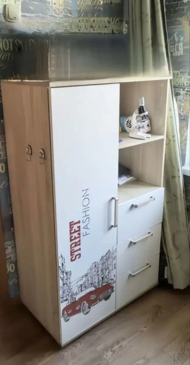 Детская мебель для мальчика: шкаф, кровать, полки