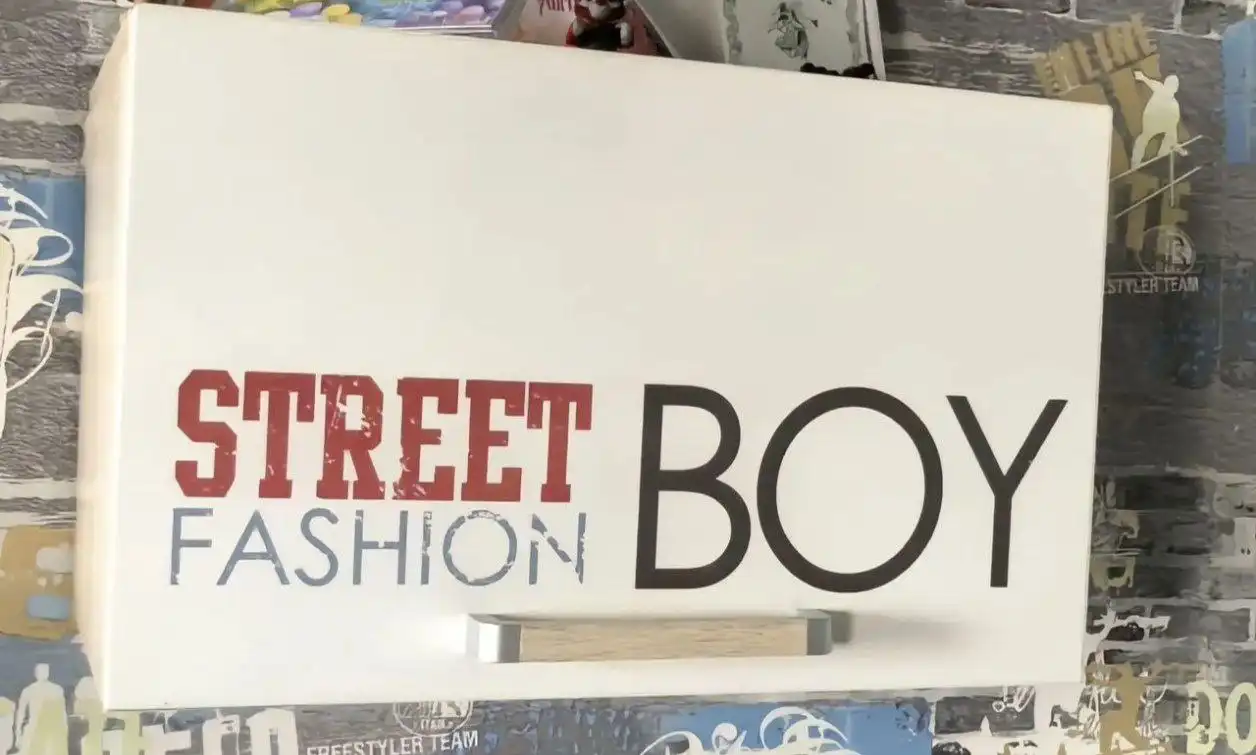 Детская мебель для мальчика: шкаф, кровать, полки