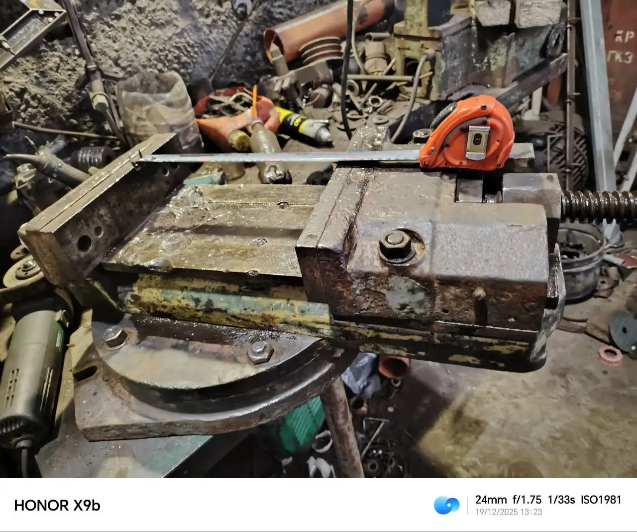 Продам тисы станочные поворотные