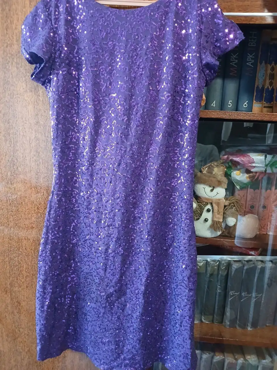 Продам платье размер 42