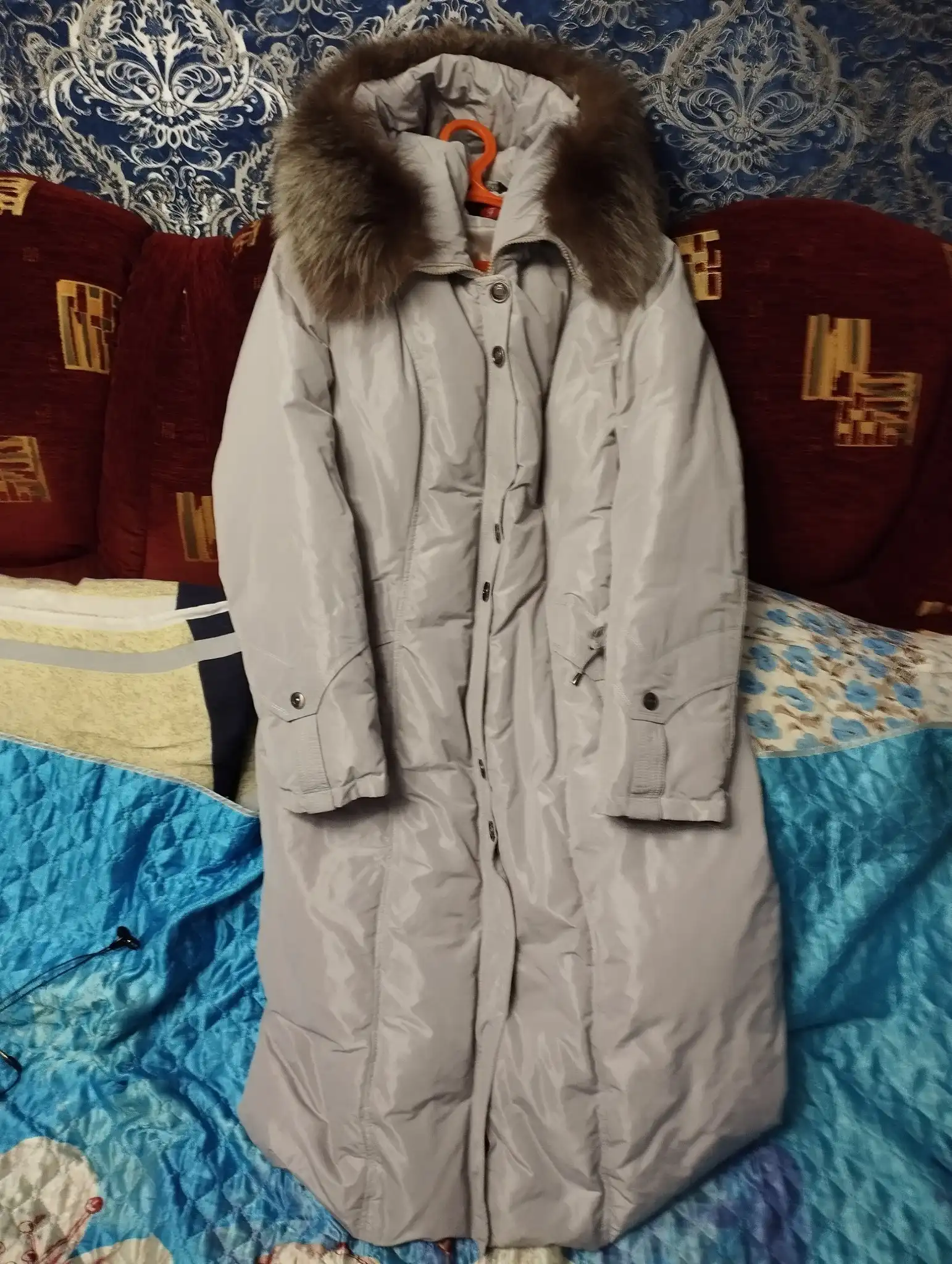 Продам новый пуховик размер 56-58