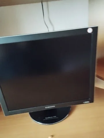 Продам монитор - частное объявление в Хабаровск