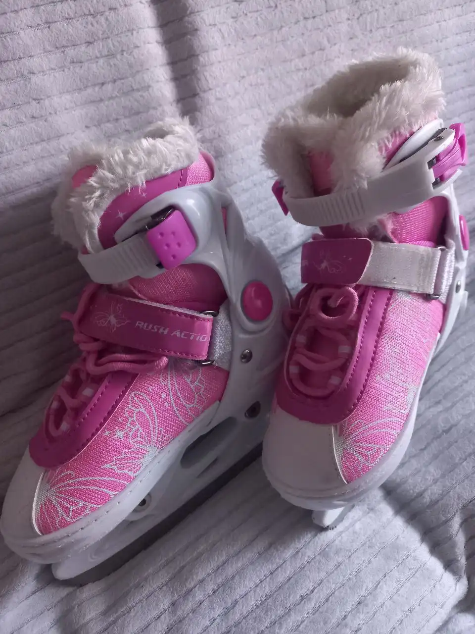 Детские коньки с регулировкой размера - Спортивные товары (Товары для детей) в Хабаровск