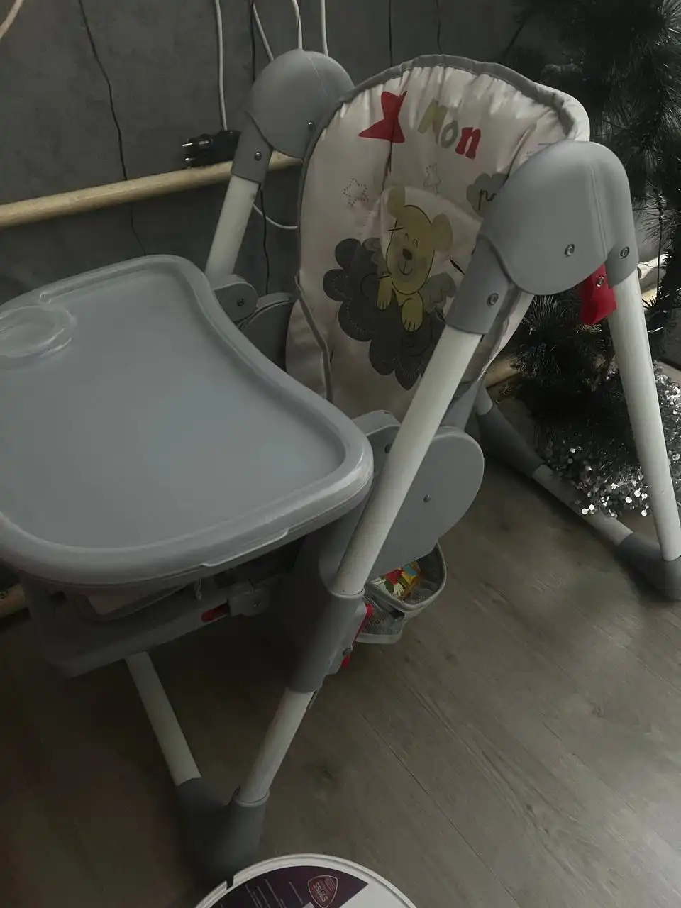 Продам столик для кормления - Мебель для детей (Товары для детей) в Хабаровск