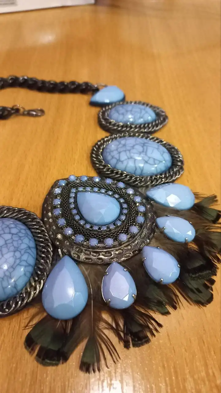 Объёмное ожерелье на шею и съёмное колье-воротник