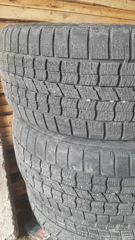 2 балона 225-40-18 - Инструменты в Хабаровск