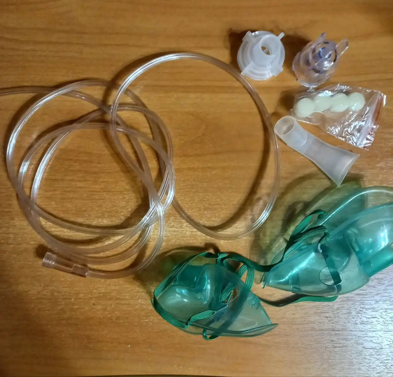 Продам компрессорный ингалятор японского производства - Медицинские приборы (Красота и здоровье) в Хабаровск