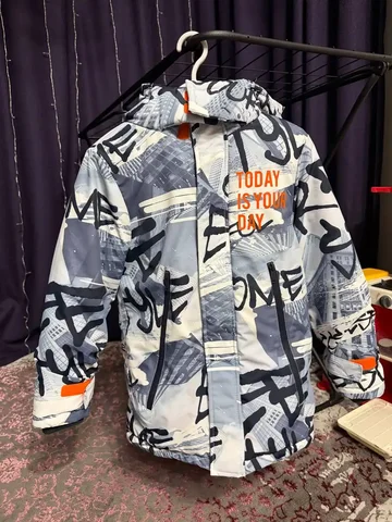 Зимняя куртка на рост 134 см - Нижнее белье в Хабаровск