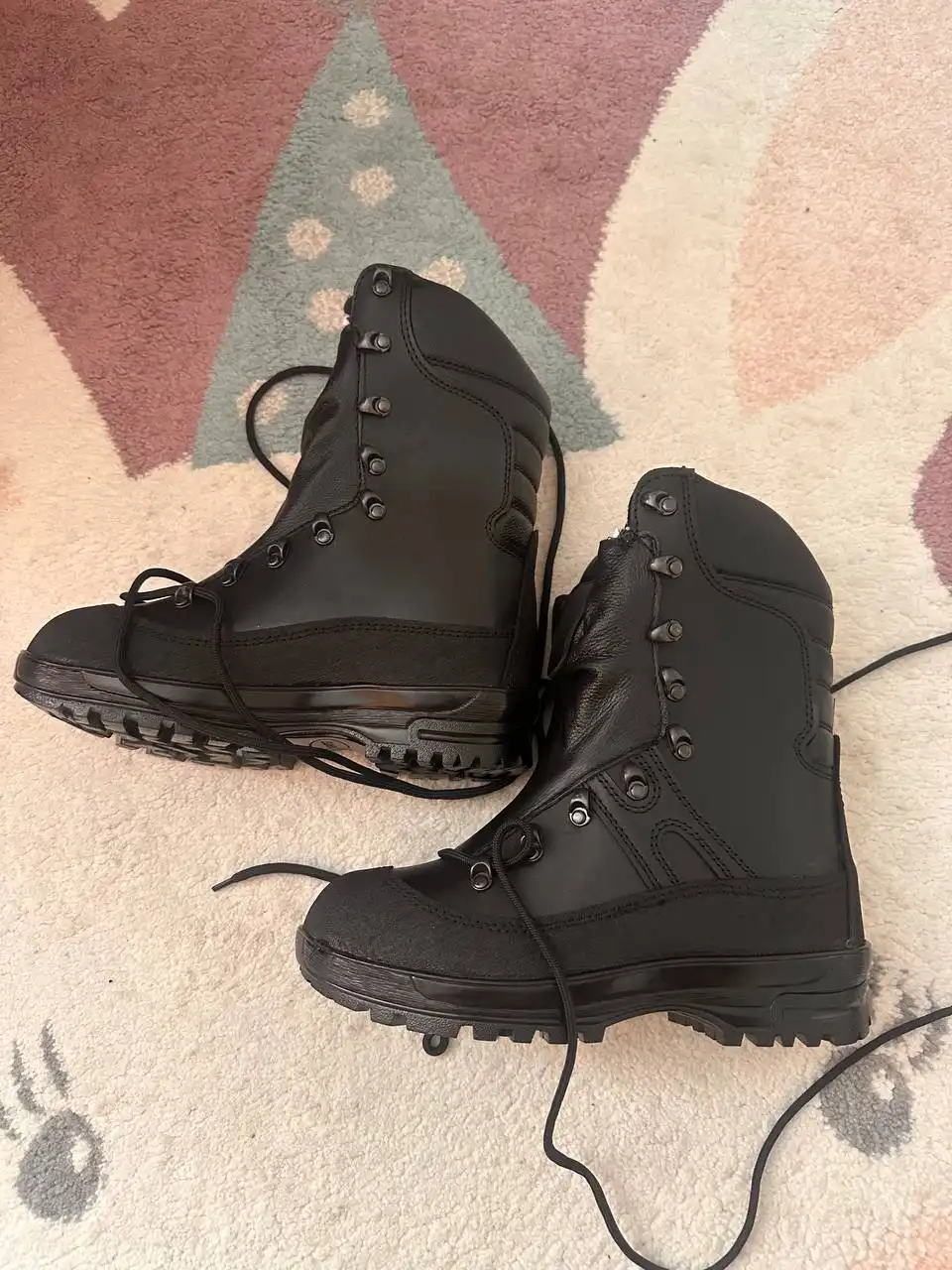 Зимние берцы 40 размера - Обувь (Одежда) в Хабаровск