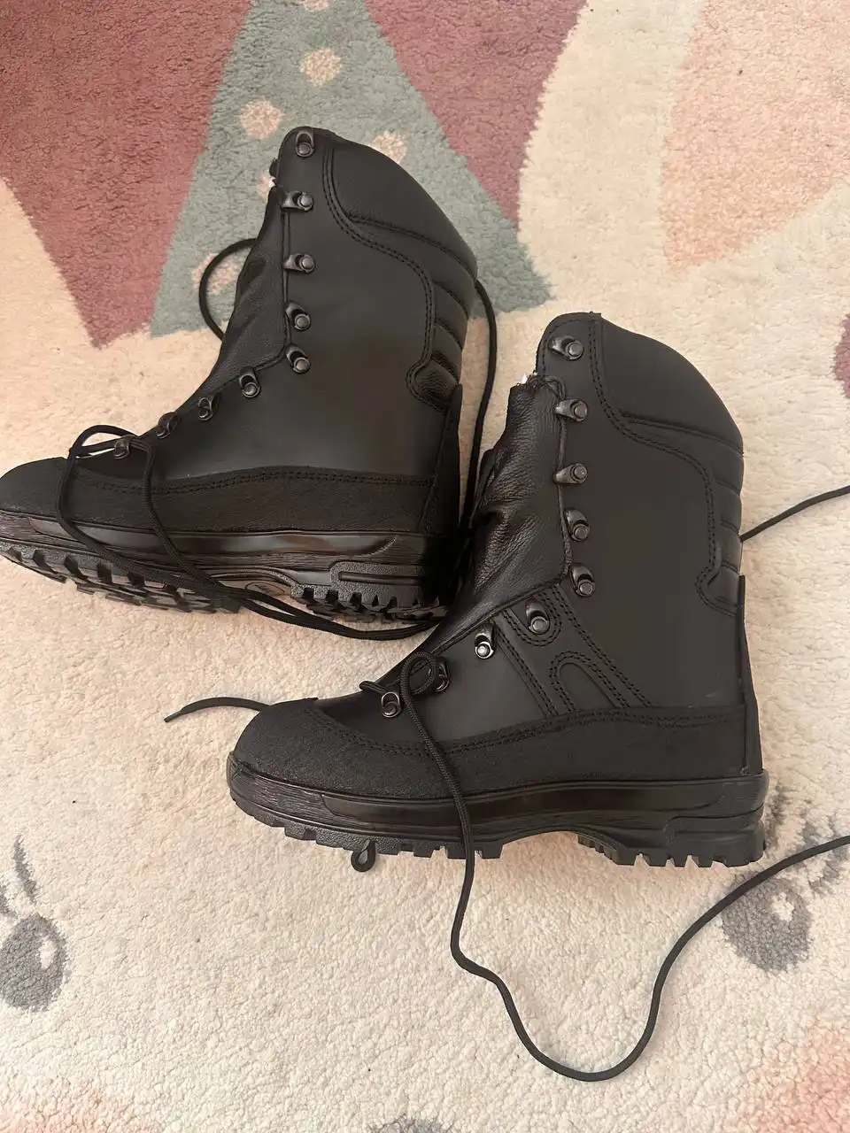 Зимние берцы 40 размера - Обувь (Одежда) в Хабаровск