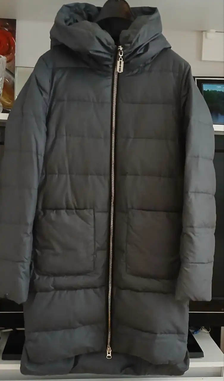 Продажа пуховиков размеров 44-46 и 48 - Верхняя одежда (Одежда) в Хабаровск