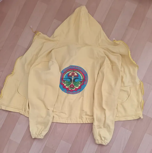 Толстовка и тельняшки размер 46-48 - частное объявление в Хабаровск