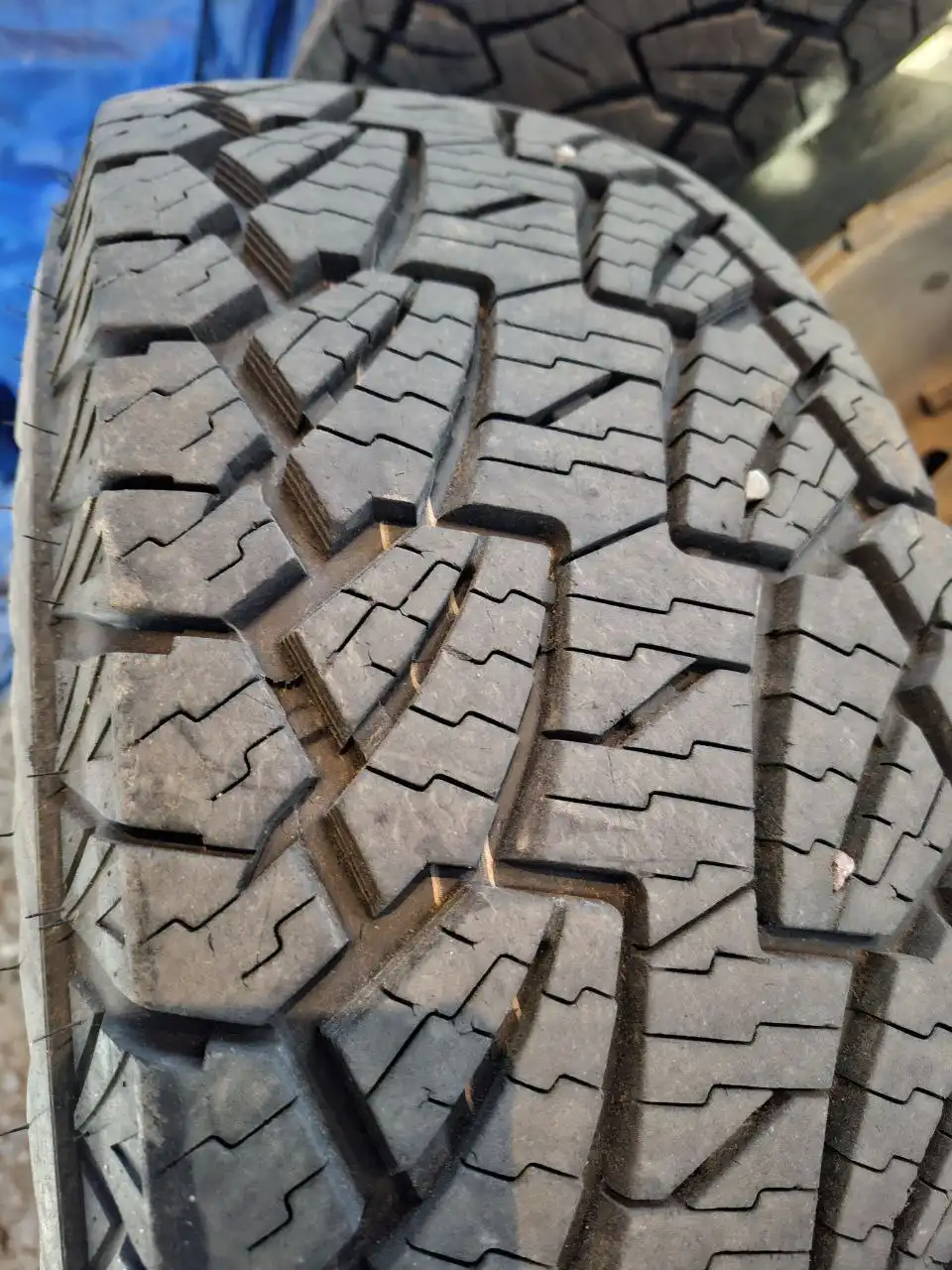 Продам комплект грязевых колёс АТ 6x139.7 R15 - Колёса и диски (Запчасти) в Хабаровск