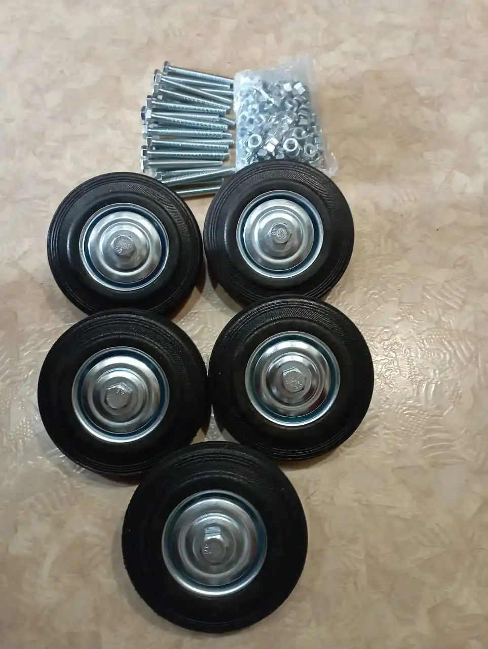 Колесо промышленное неповоротное с комплектом крепежа - Промышленные колеса (Запчасти) в Хабаровск