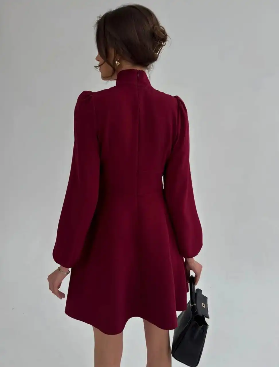 Продам вечернее платье размер L - Вечерняя одежда (Одежда) в Хабаровск