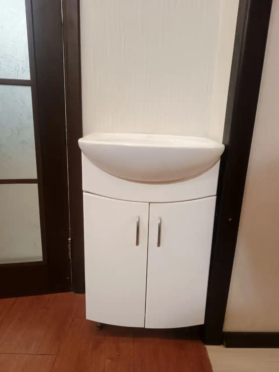 Продам раковину с полкой - Сантехника (Для дома и дачи) в Хабаровск