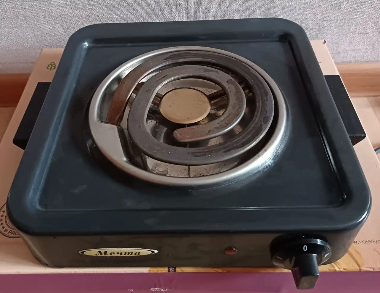 Продам электрическую плиту Мечта б/у - Кухонная техника (Для дома и дачи) в Хабаровск