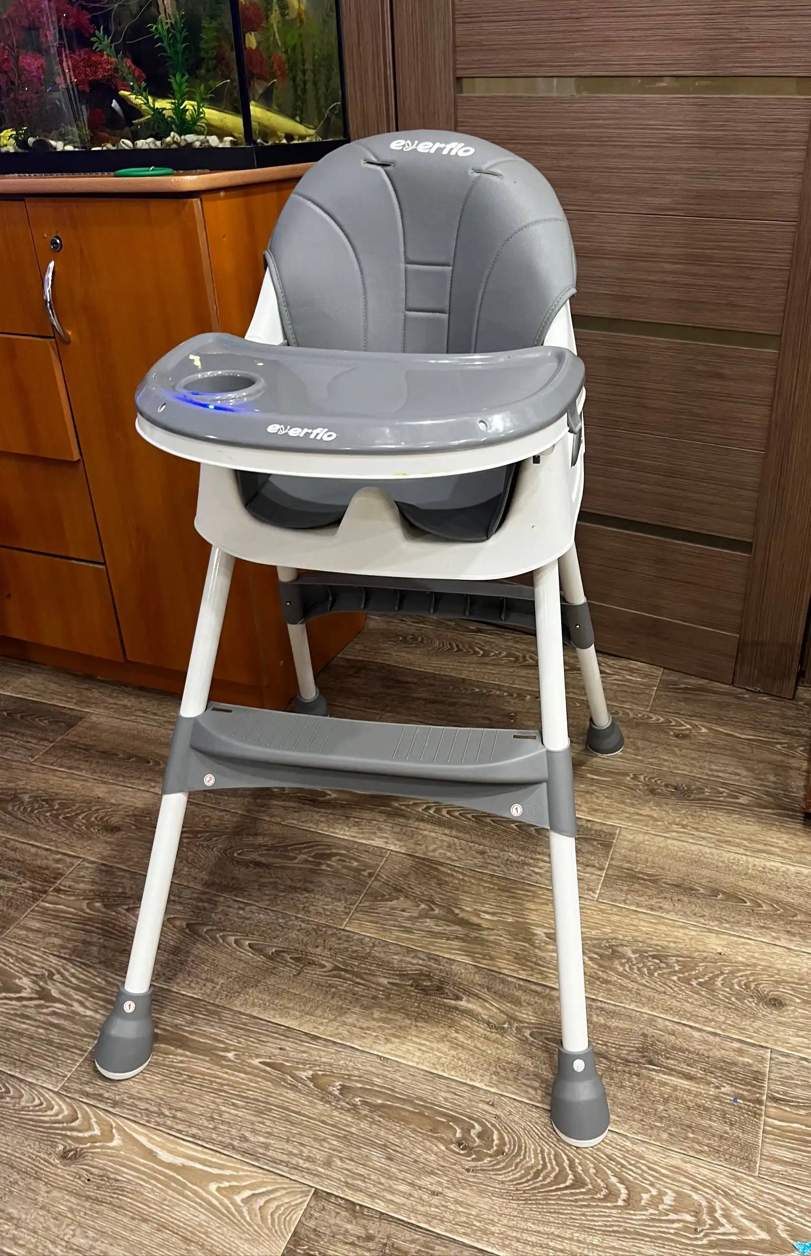 Продам диван - Барахолка в Хабаровск