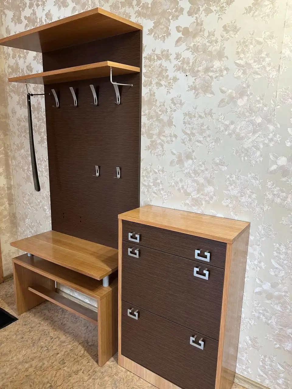 Продам недорого - Барахолка в Хабаровск