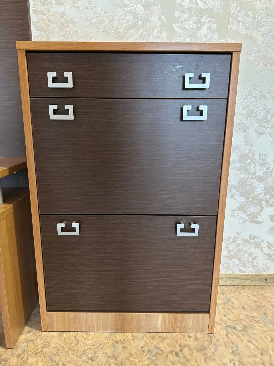 Продам недорого - Барахолка в Хабаровск