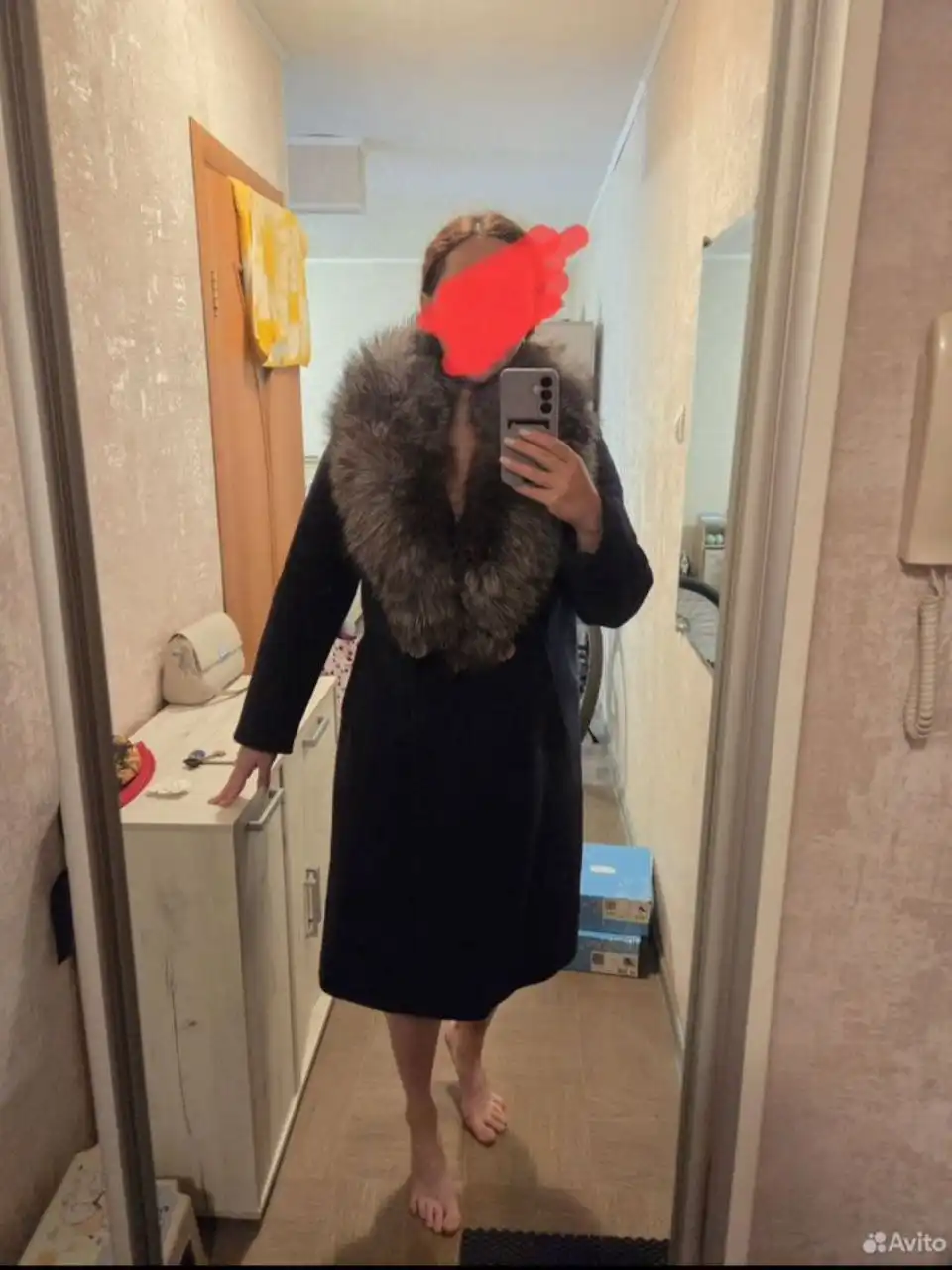 Женское пальто на утеплителе с мехом чернобурки - Верхняя одежда (Одежда) в Хабаровск