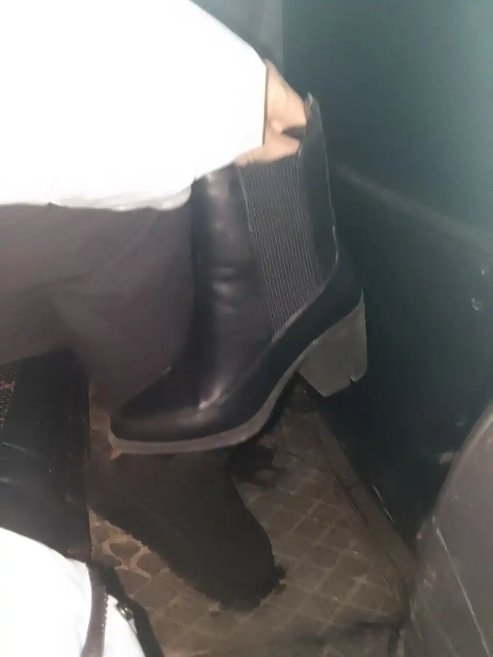 Демисезонные сапоги 38-39 размер - Обувь (Одежда) в Хабаровск