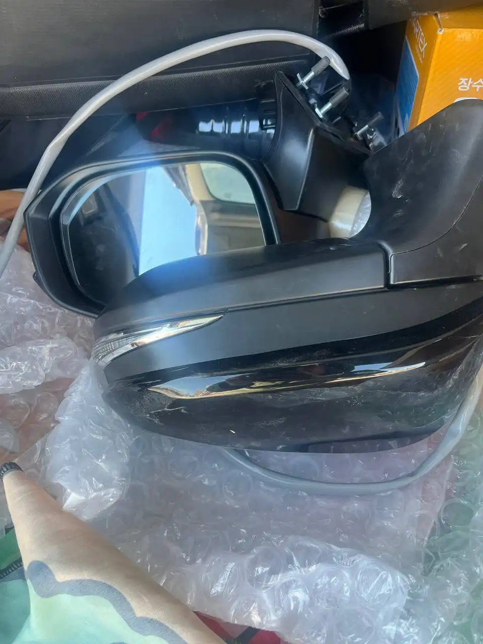 Продам зеркала заднего бокового вида для Toyota Venza и Harrier - Кузовные детали (Запчасти) в Хабаровск