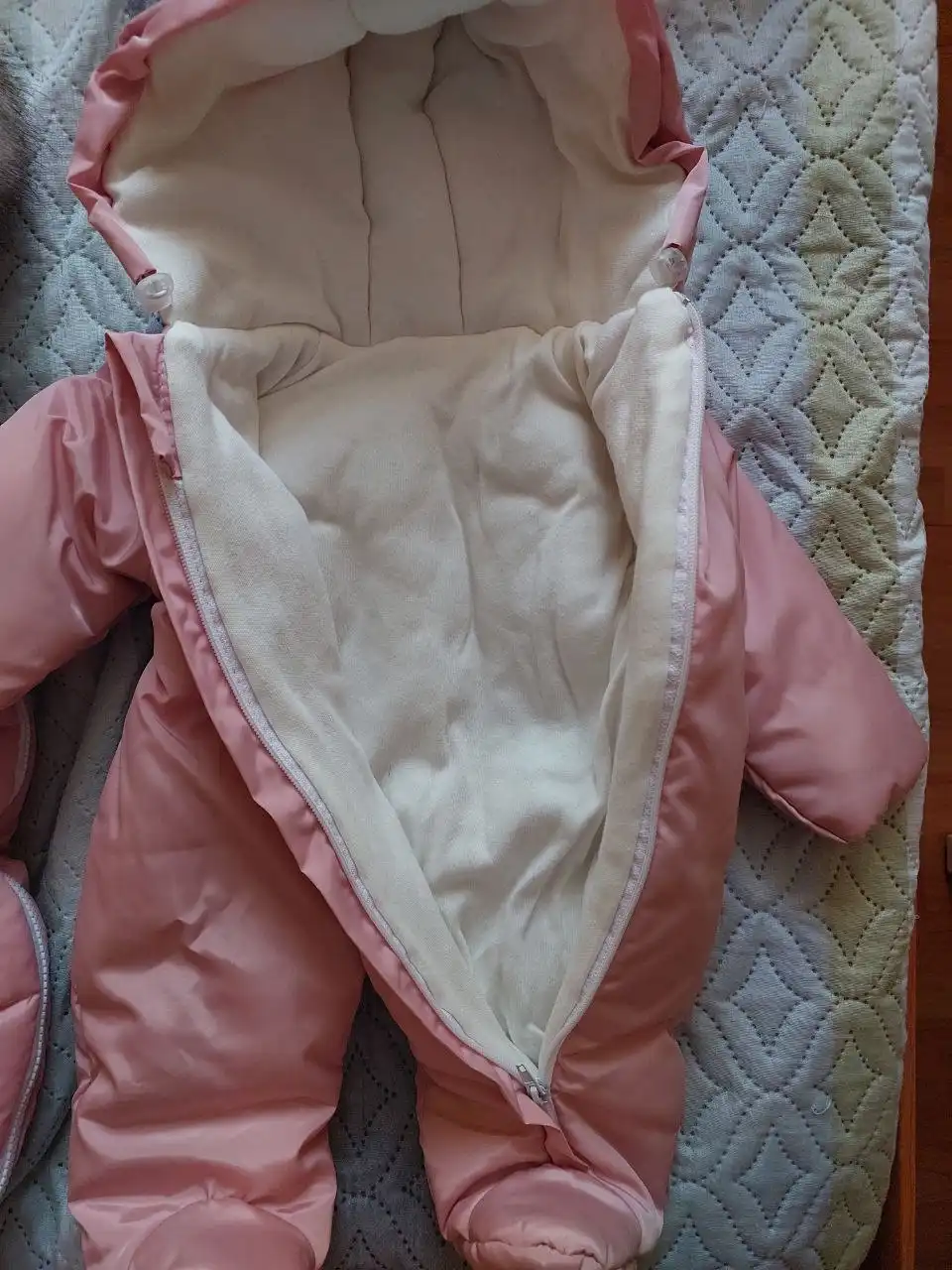 Комплект на выписку с меховой отделкой - Одежда для новорожденных (Товары для детей) в Хабаровск