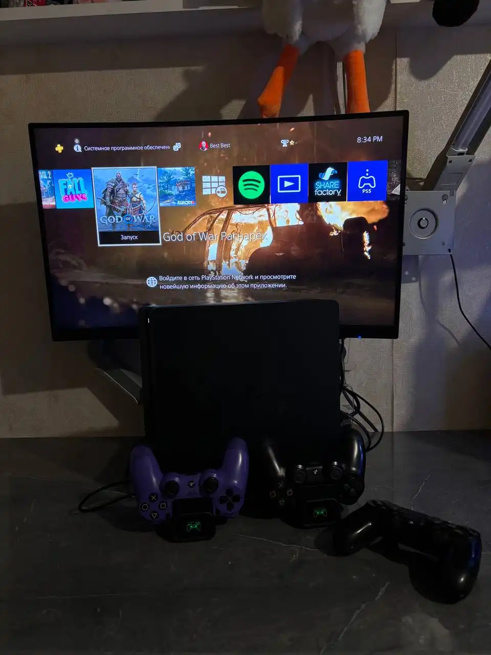 Продажа PS4 Slim, клетки для собак и игрового монитора - Барахолка в Хабаровск