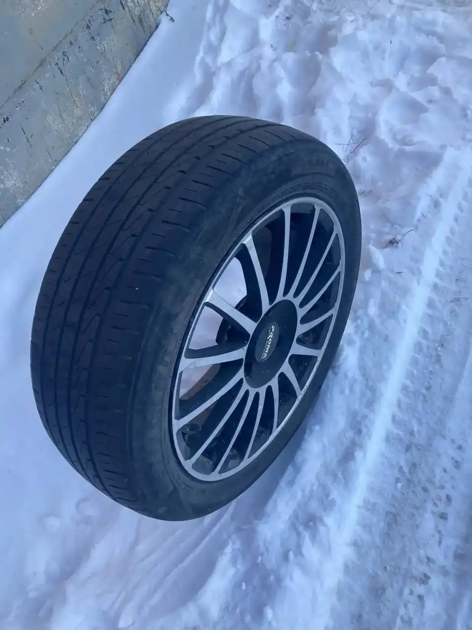 Комплект колес 55/195/16 - Шины и диски (Запчасти) в Хабаровск