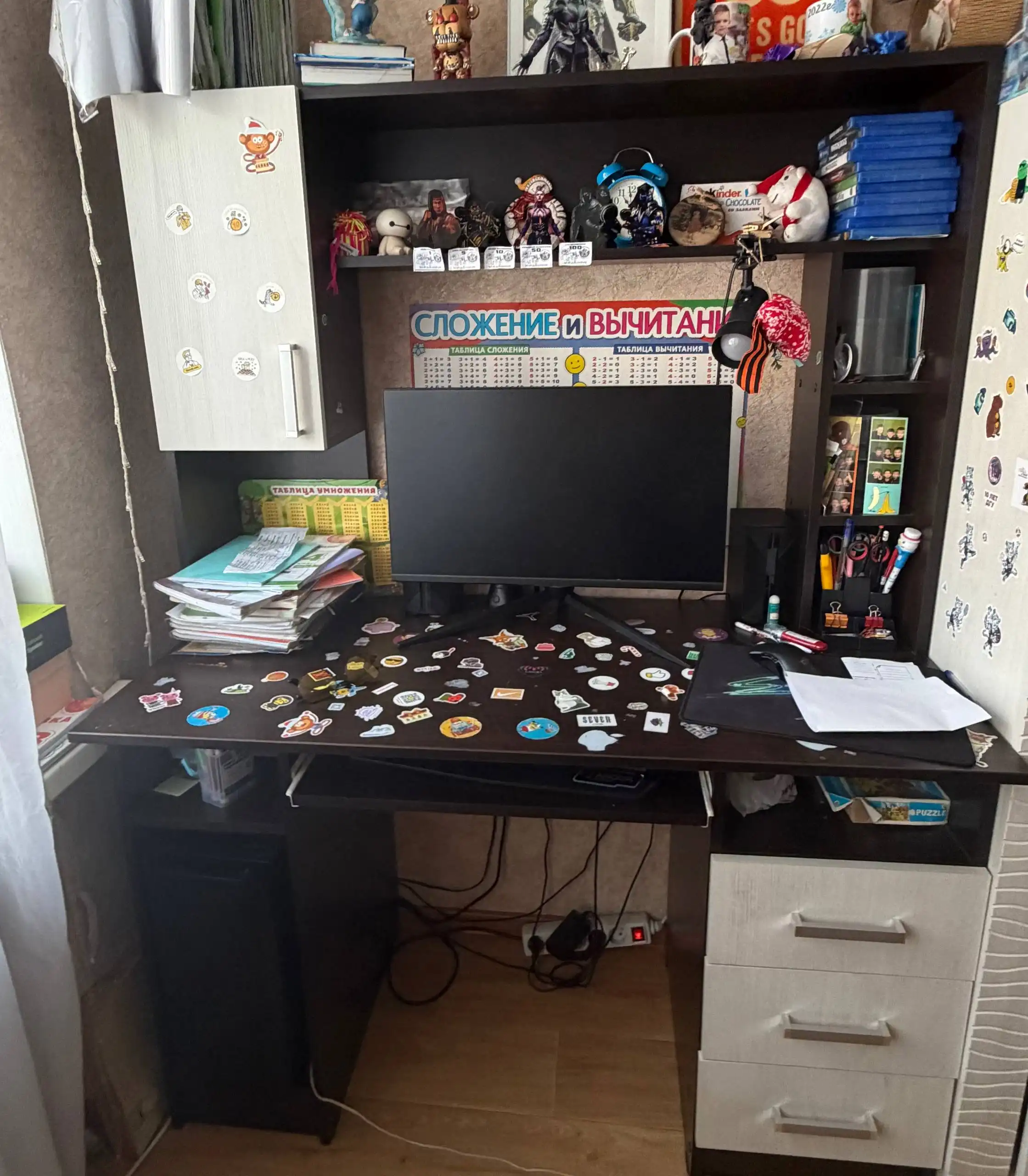 Стол в хорошем состоянии - Барахолка в Хабаровск