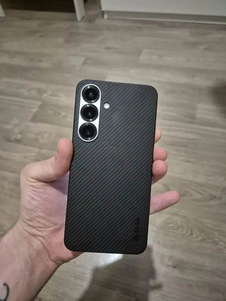 Обмен Samsung S25 на iPhone 15/16 - Смартфоны (Электроника) в Хабаровск