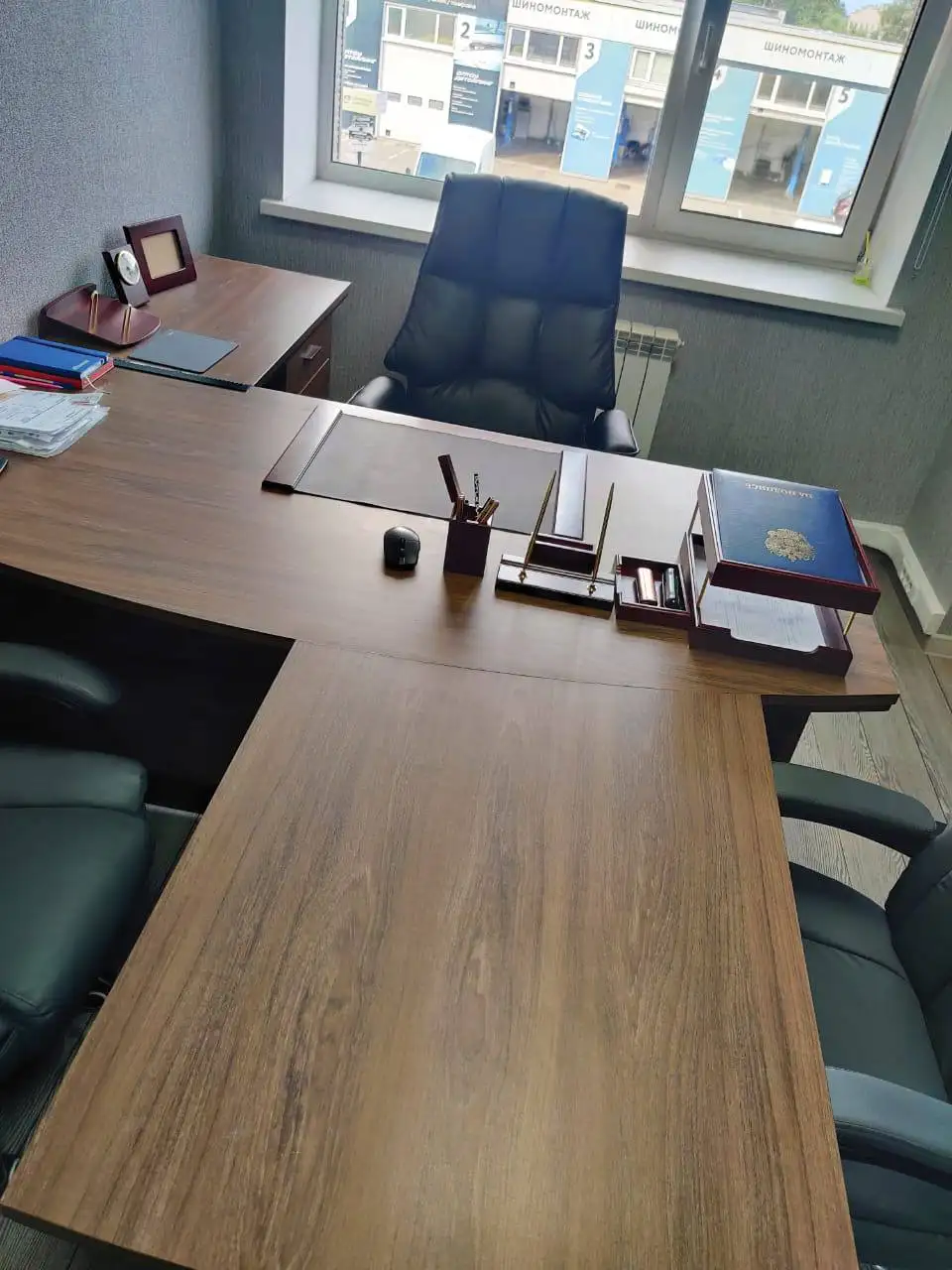 Продам офисную мебель - Мебель (Для дома и дачи) в Хабаровск