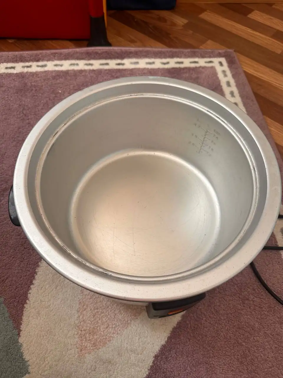 Рисоварка на 4,2 литра - Барахолка в Хабаровск