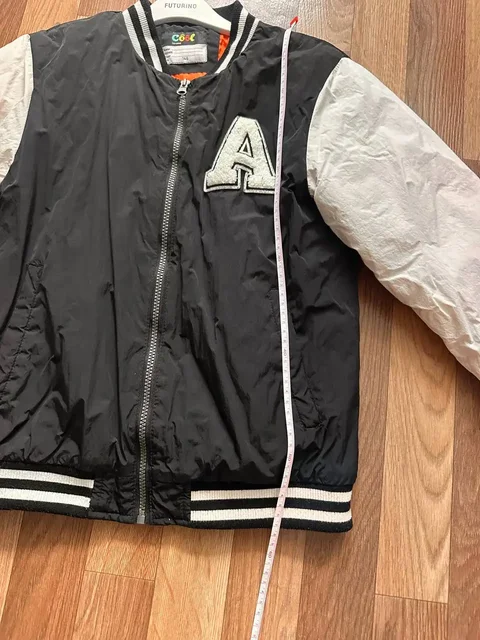 Демисезонная куртка для подростка - частное объявление в Хабаровск