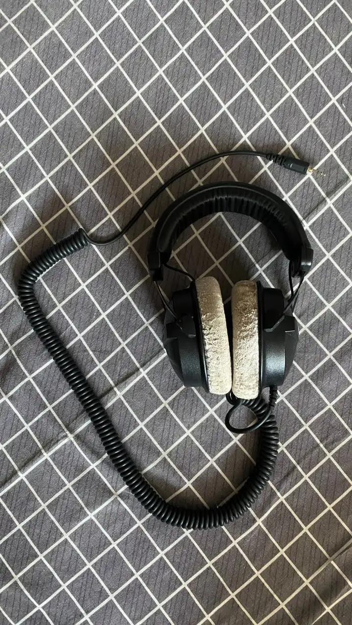 Продам студийные наушники Beyerdynamic DT 770 PRO 250 Ohm - Наушники (Электроника) в Хабаровск