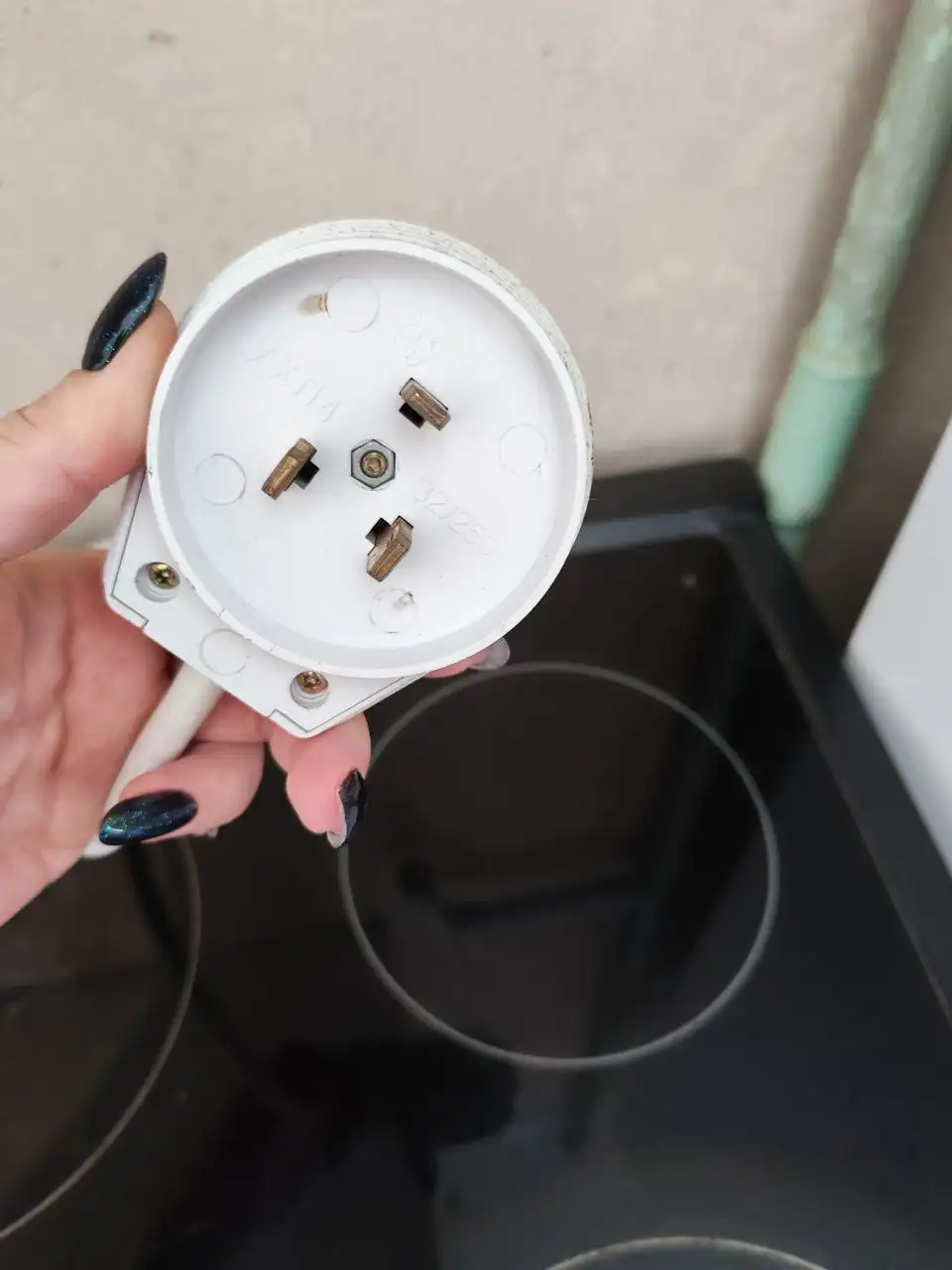 Продам плиту в хорошем состоянии - Кухонная техника (Барахолка) в Хабаровск