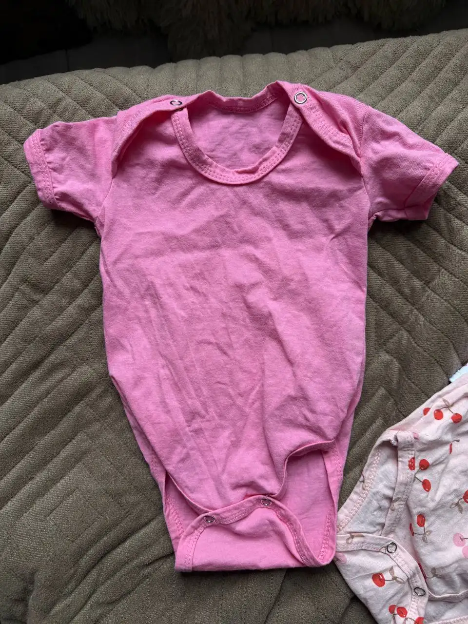 Боди 4шт 66 размер - Одежда для детей (Товары для детей) в Хабаровск