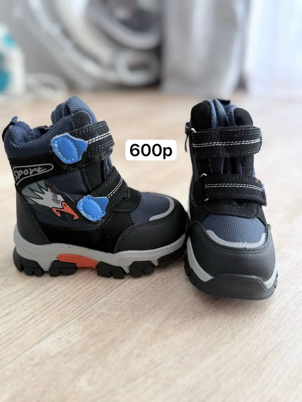 Продам зимние ботинки 23 размер новые - Обувь (Одежда) в Хабаровск