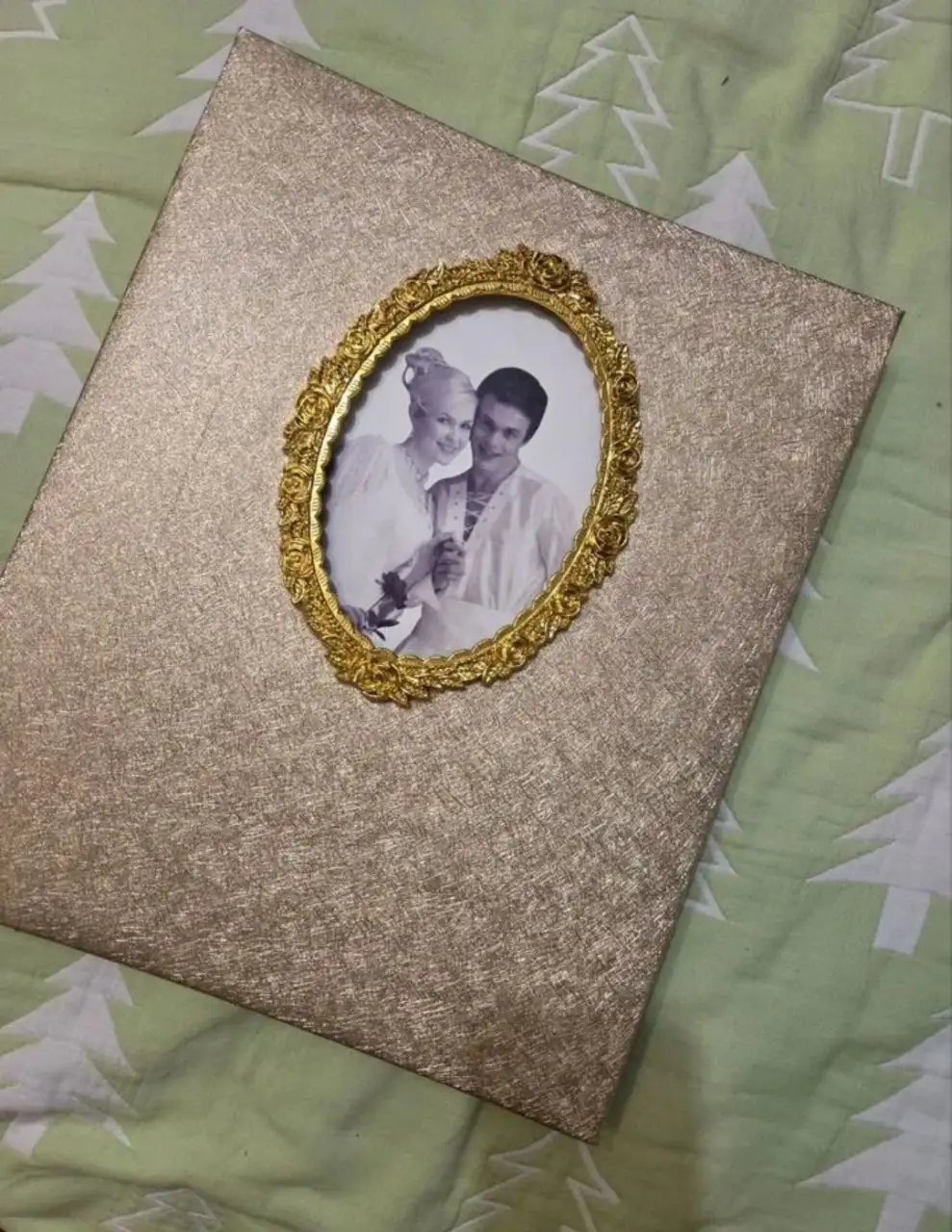 Продам новый фотоальбом на магнитных страницах - Барахолка в Хабаровск